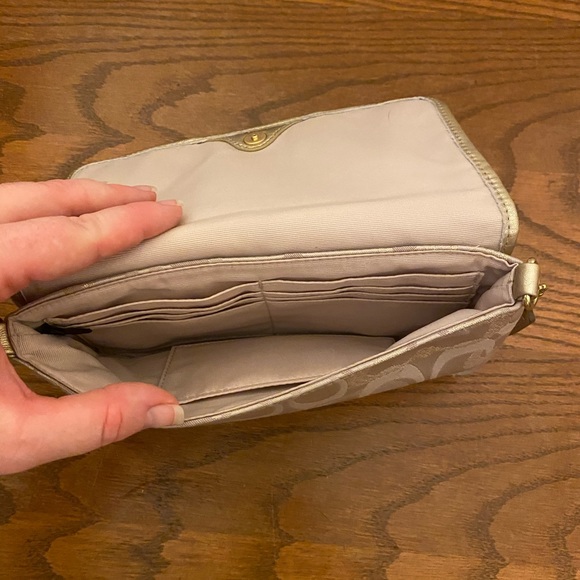 Coach wristlet wallet - Picture 2 of 2